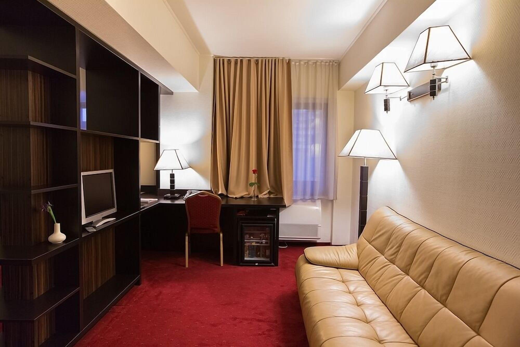 Ramada Iasi City Center Luaran gambar