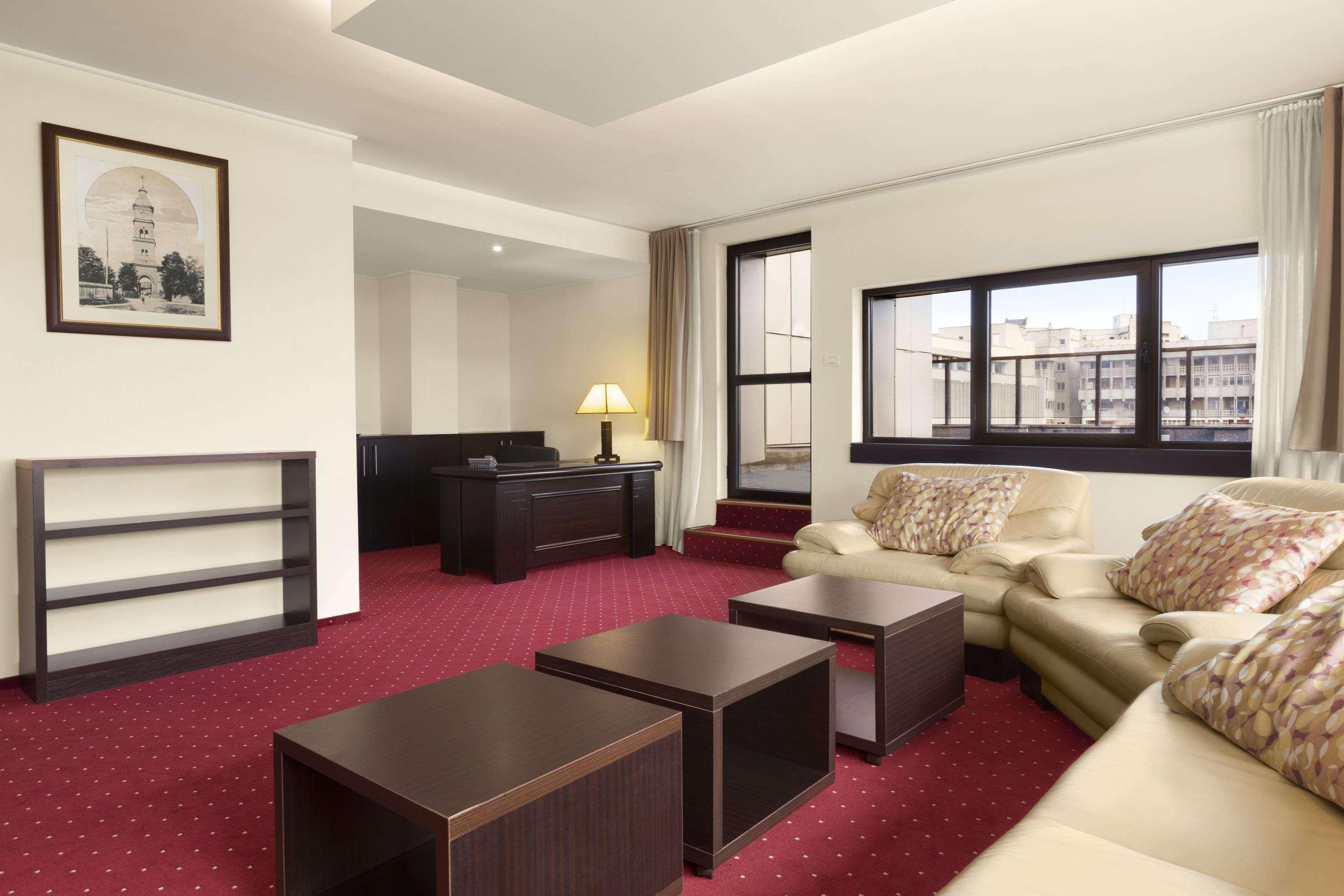 Ramada Iasi City Center Luaran gambar