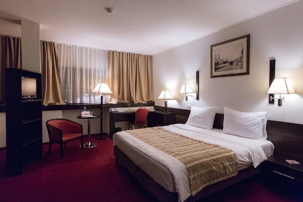 Ramada Iasi City Center Luaran gambar
