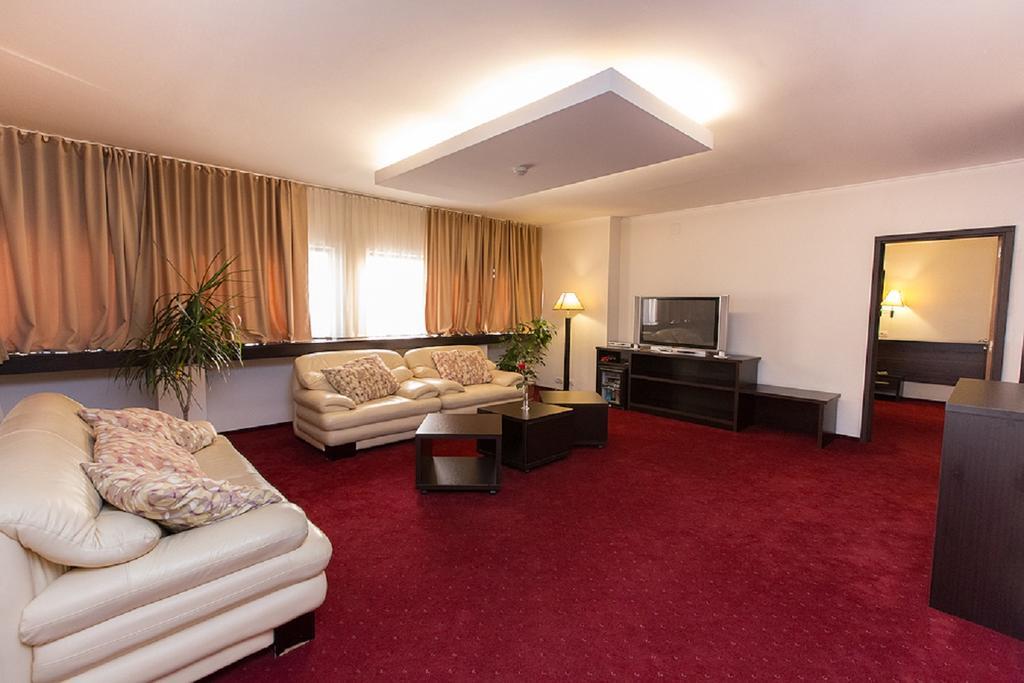 Ramada Iasi City Center Luaran gambar